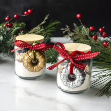 Load image into Gallery viewer, Classic Bundt® Collectible Cast Ornament (2 Colors)