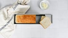 Load image into Gallery viewer, Small Pullman Loaf Pan & Cover | USA Pan
