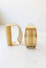 Load image into Gallery viewer, Auric Garlic Rocker