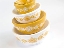 Load image into Gallery viewer, Miniature Pyrex Bowl Stack Ornament (Various Styles)