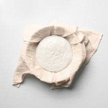 Load image into Gallery viewer, Basic 9 Piece Simply Sourdough Bread Baking Kit