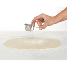 Load image into Gallery viewer, Flour Duster