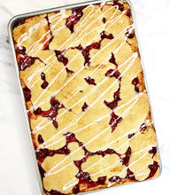 Load image into Gallery viewer, Jelly Roll Pan | USA Pan