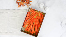 Load image into Gallery viewer, Rectangular Cake Pan | USA Pan