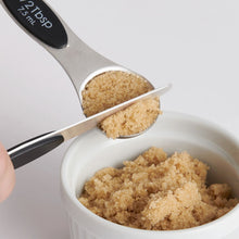 Load image into Gallery viewer, Magnetic Measuring Spoons – Dual-Sided with Leveler