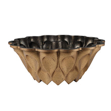 Load image into Gallery viewer, Drop Motif Bundt Cake Pan

