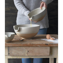 Load image into Gallery viewer, Maison Mixing Bowl 9.75"
