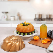 Load image into Gallery viewer, Pinwheel Bundt Cake Pan 9.5&quot;
