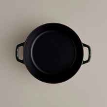 Load image into Gallery viewer, Milo 5.5 Qt Classic Dutch Oven Navy
