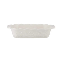 Load image into Gallery viewer, Mason Cash In the Meadow Rectangular Baker Medium (10" x 7") Cream
