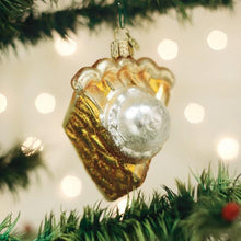 Load image into Gallery viewer, Apple Pie A La Mode Ornament [Online Only]
