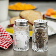 Load image into Gallery viewer, Sunflower Salt &amp; Pepper Shakers (Set of 2)
