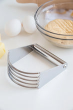 Load image into Gallery viewer, Stainless Steel Dough Blender
