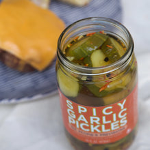 Load image into Gallery viewer, Spicy Garlic Pickles 16oz
