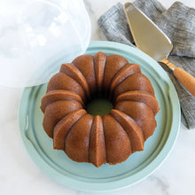 Load image into Gallery viewer, Translucent Bundt® Cake Keeper
