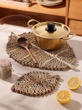 Load image into Gallery viewer, Natural Corn Husk Leaf Shaped Placemats 13" W x 20" L, Set of 4 [Online Only]
