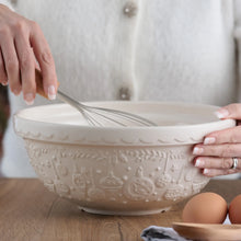 Load image into Gallery viewer, Mason Cash Cream Deck the Halls Christmas Mixing Bowl Size 18 (Limited Edition)
