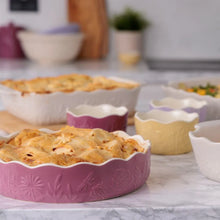 Load image into Gallery viewer, Mason Cash In the Meadow 9" Pie Dish - Pink
