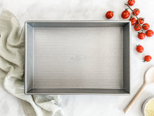 Load image into Gallery viewer, Rectangular Cake Pan | USA Pan
