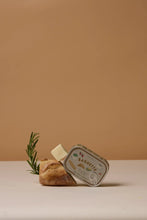 Load image into Gallery viewer, Baguette 4.5 oz Tin Candle | Paddywax Bistro
