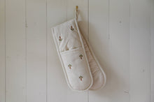 Load image into Gallery viewer, Flora Double Oven Mitt [Online Only]
