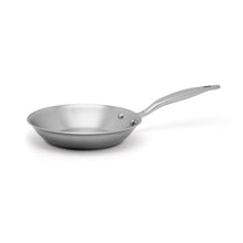 Load image into Gallery viewer, Heritage Steel Titanium Series 8.5" Fry Pan [Online Only]
