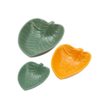 Load image into Gallery viewer, Mason Cash In the Forest Set of 3 Leaf Dishes
