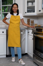 Load image into Gallery viewer, Monaco Slubbed Yarn Apron [Online Only]
