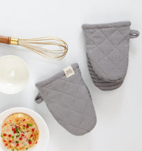 Load image into Gallery viewer, KAF Home Monaco Printed Silicone Mini Mitt-Assorted Colors [Online Only]
