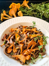 Load image into Gallery viewer, Valente Mushroom Fettuccine
