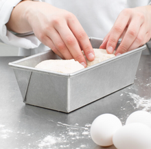 Load image into Gallery viewer, Loaf Pan Non-Stick 1 lb
