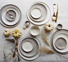 Load image into Gallery viewer, Shell Bisque Grey Porcelain Dinner Plate, Set of 4 [Online Only]
