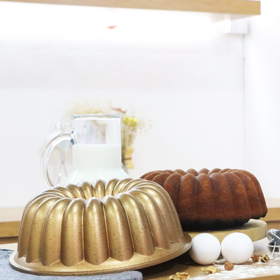 Aria Bundt Cake Pan
