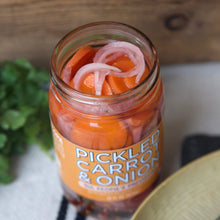 Load image into Gallery viewer, Pickled Carrot &amp; Onion 16oz
