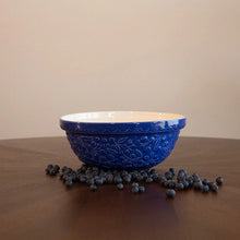 Load image into Gallery viewer, Mason Cash S18 Blueberry Mixing Bowl (2.85 Qt)
