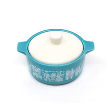 Load image into Gallery viewer, Pyrex-Inspired Butterprint Casserole Ceramic Trinket Box [Online Only]

