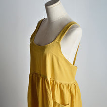 Load image into Gallery viewer, Solid Color Art Cotton Linen Apron with Pockets (Yellow)
