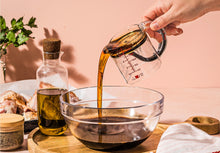 Load image into Gallery viewer, Upcup® - 4-in-1 Adjustable Measuring Cup | Dreamfarm
