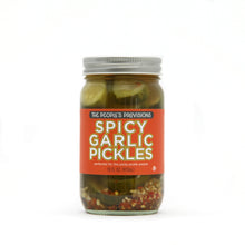 Load image into Gallery viewer, Spicy Garlic Pickles 16oz
