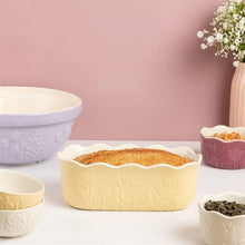 Load image into Gallery viewer, Mason Cash In The Meadow 1 Qt. Loaf Pan Yellow
