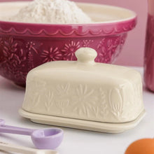 Load image into Gallery viewer, Mason Cash In The Meadow Butter Dish

