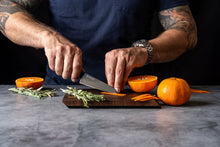 Load image into Gallery viewer, Steelport SteelCore™ 2-in-1 Walnut Cutting Board, 9"x6" [Online Only]
