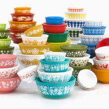 Load image into Gallery viewer, Mini Pyrex-Inspired Mixing Bowls – Retro Stackable Display Set [Online Only]
