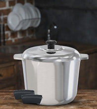 Load image into Gallery viewer, Stock Pot with Lid 14 Quarts [Online Only]
