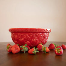 Load image into Gallery viewer, Mason Cash S12 Strawberry Mixing Bowl (4.25 Qt)
