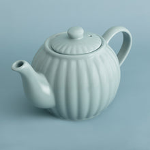 Load image into Gallery viewer, Luxe 6 Cup Teapot Duckegg
