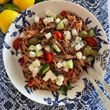 Load image into Gallery viewer, Valente Tomato Basil Fettuccine Pasta
