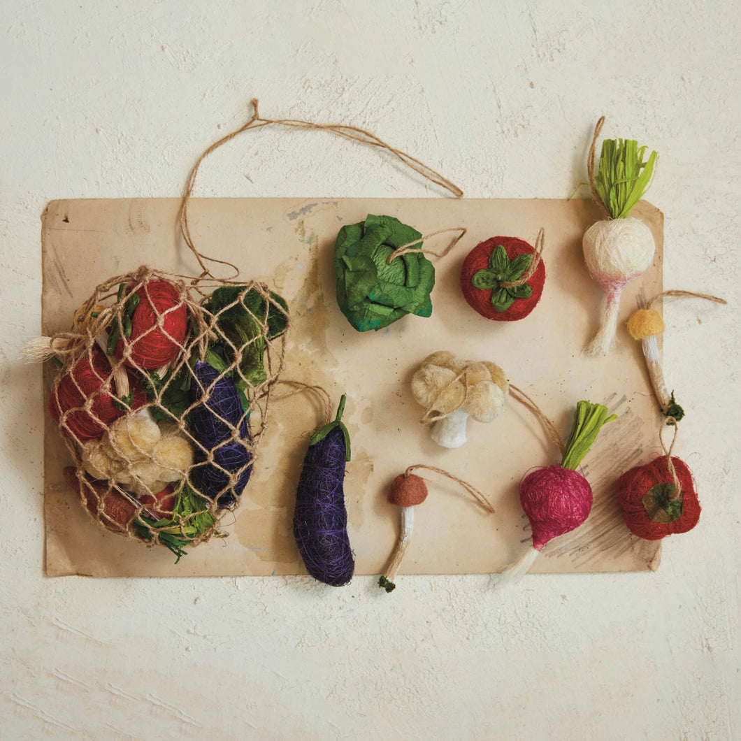 Natural Materials & Foam Vegetables in Net Bag