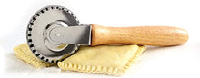 Load image into Gallery viewer, Pastry Crimper

